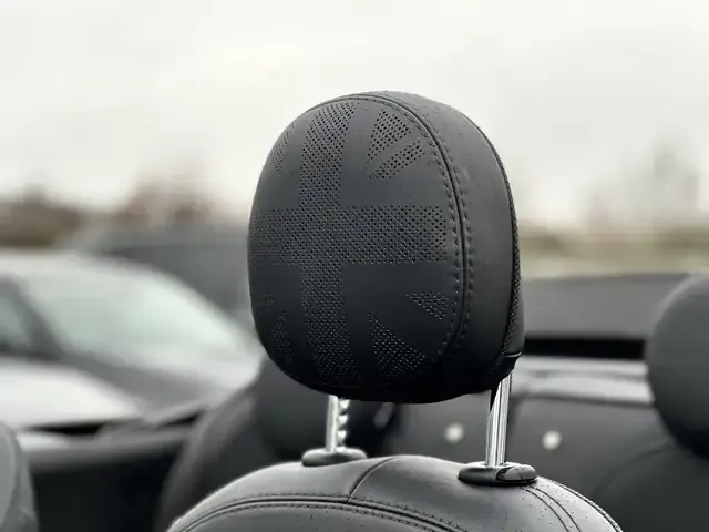 MINI John Cooper Works Cabrio