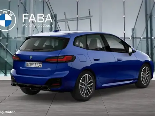 BMW 218