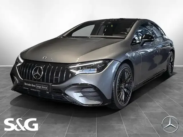 Mercedes-Benz EQE 43