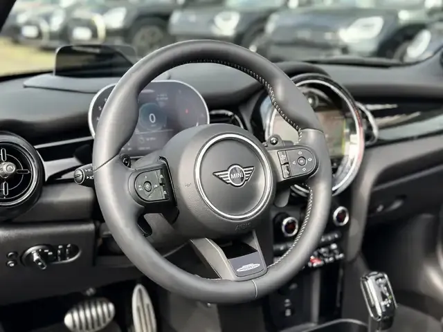 MINI John Cooper Works Cabrio