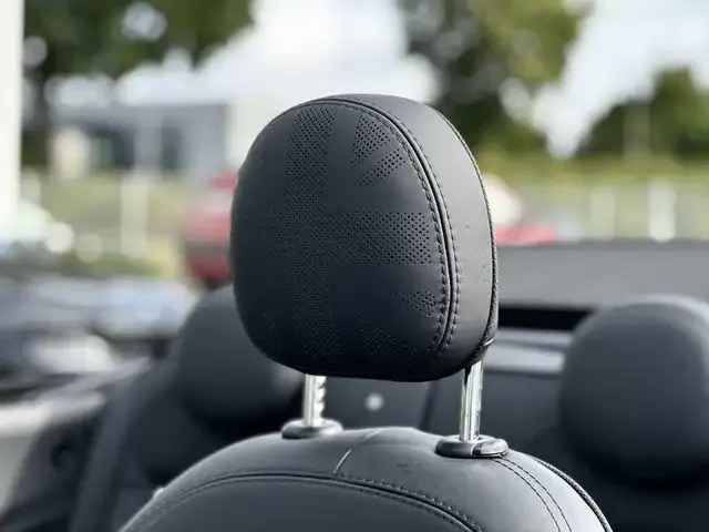 MINI John Cooper Works Cabrio