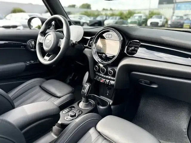 MINI John Cooper Works Cabrio