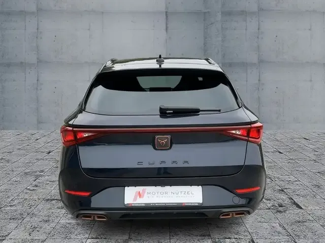 CUPRA Leon