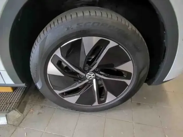 Volkswagen ID.5