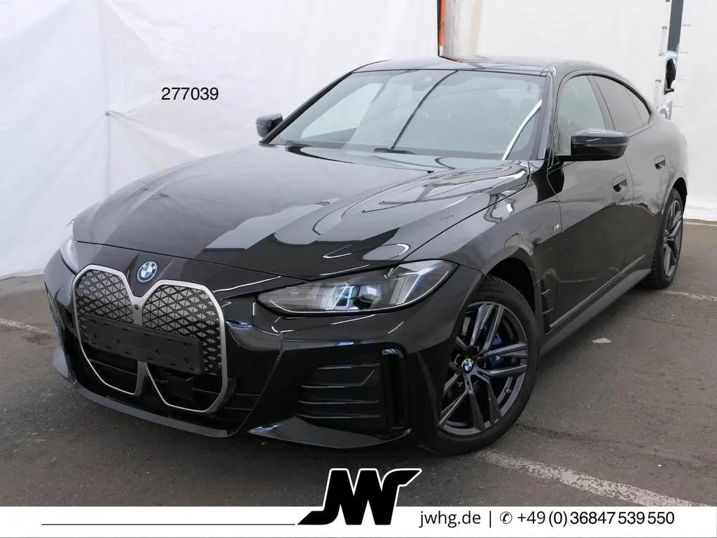 BMW i4