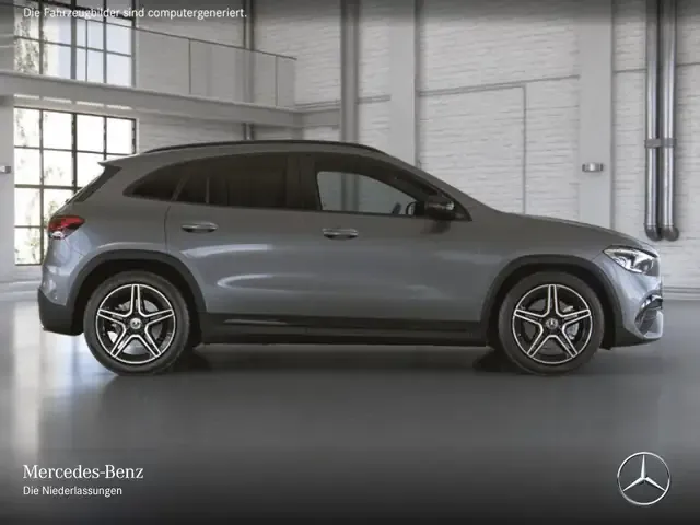 Mercedes-Benz GLA 220