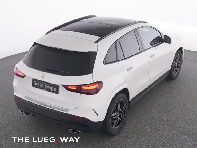Mercedes-Benz GLA 200