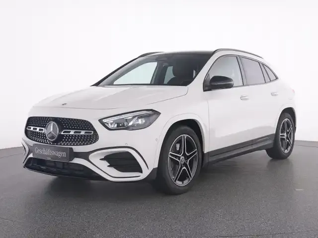 Mercedes-Benz GLA 200