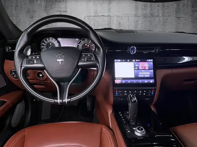 Maserati Quattroporte