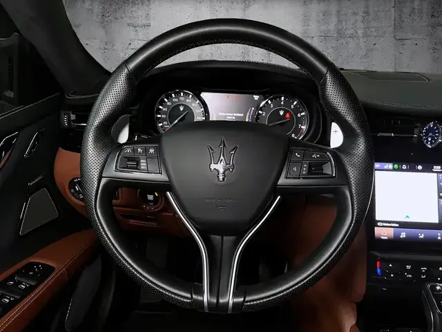 Maserati Quattroporte