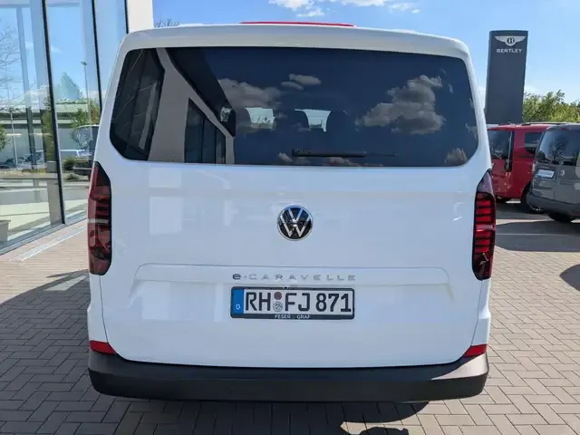 Volkswagen T7 Caravelle