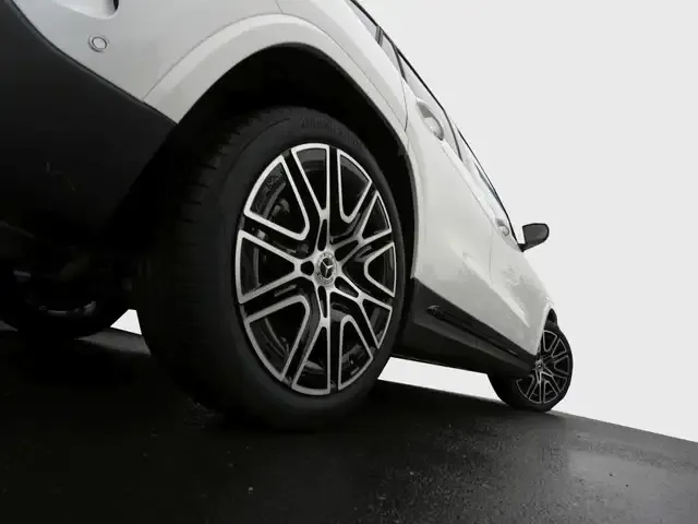 Mercedes-Benz GLA 220