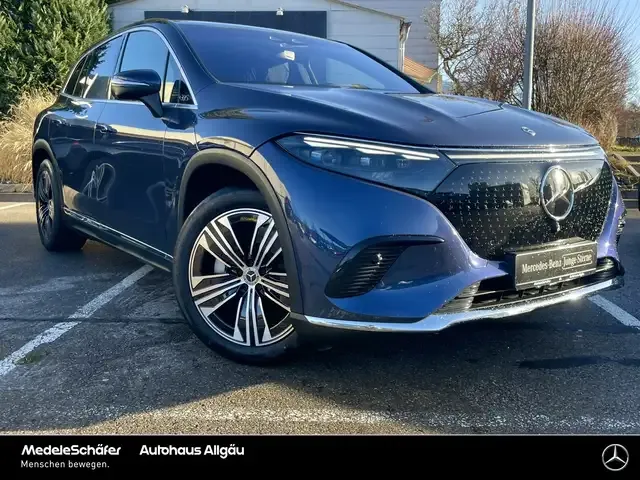 Mercedes-Benz EQS SUV