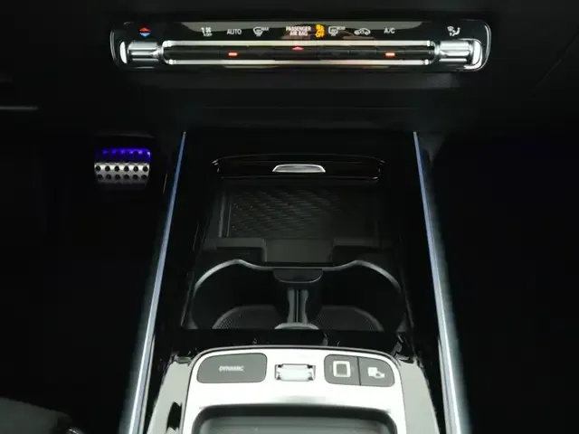 Mercedes-Benz GLA 220