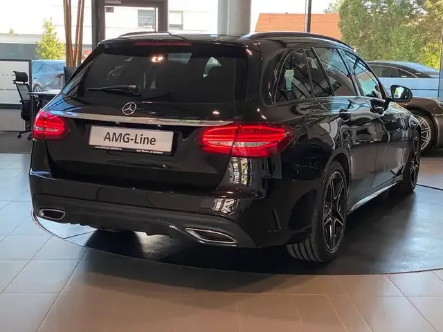Mercedes-Benz C 220