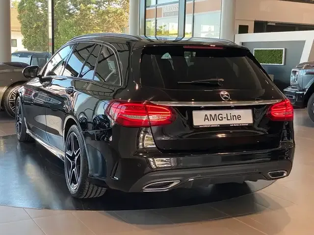 Mercedes-Benz C 220