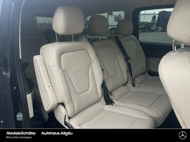 Mercedes-Benz EQV 300