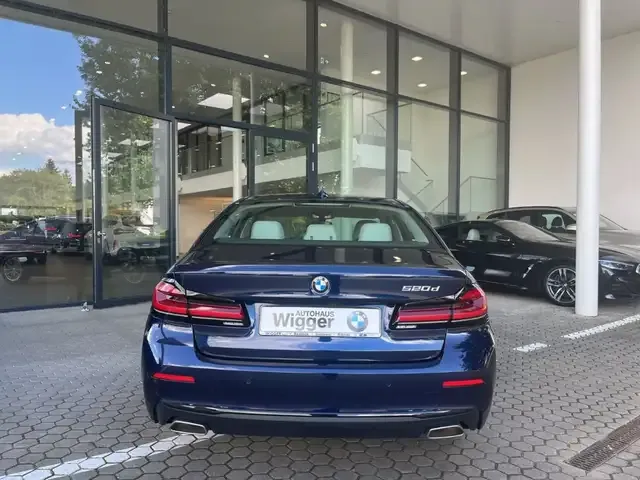 BMW 520