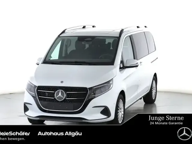 Mercedes-Benz V 220