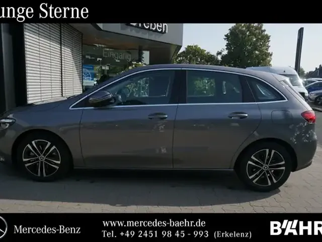 Mercedes-Benz B 200