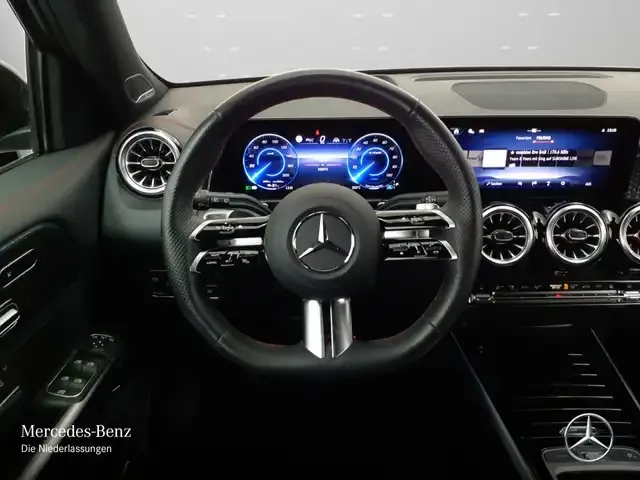 Mercedes-Benz EQB 350