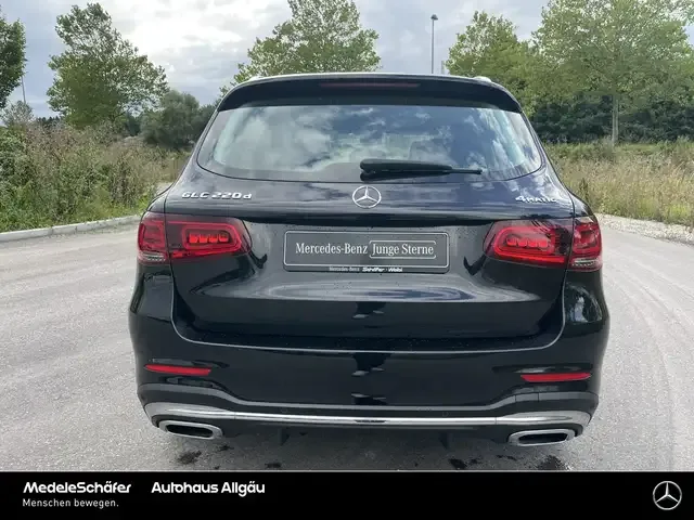 Mercedes-Benz GLC 220