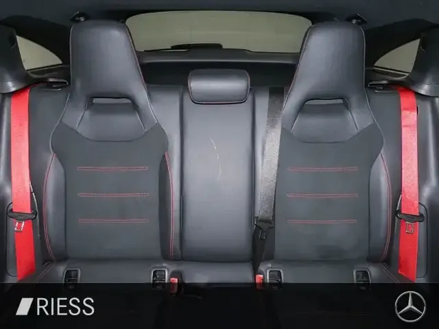 Mercedes-Benz CLA 35 AMG