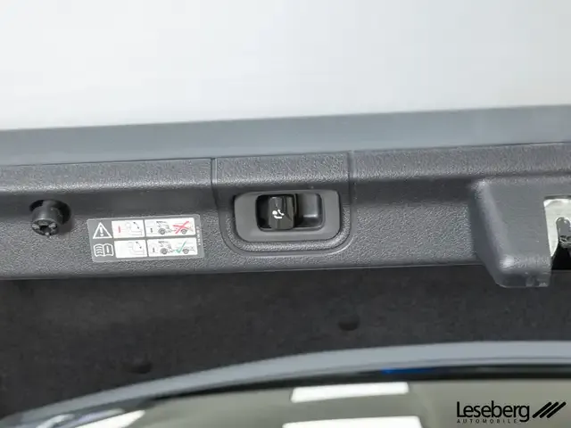 Mercedes-Benz EQE 350