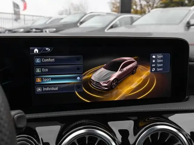 Mercedes-Benz CLA 200