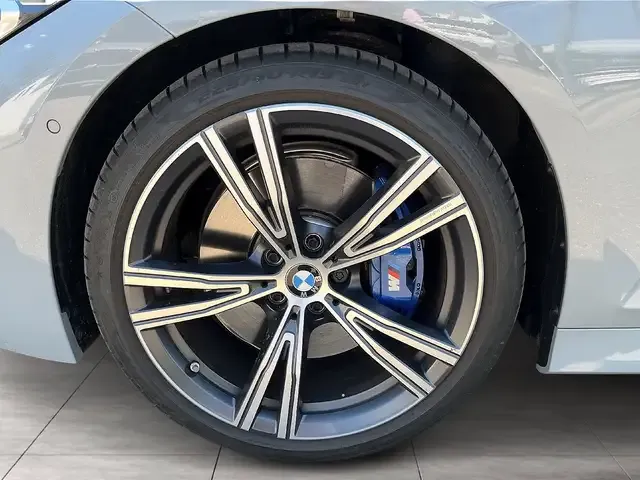 BMW 340