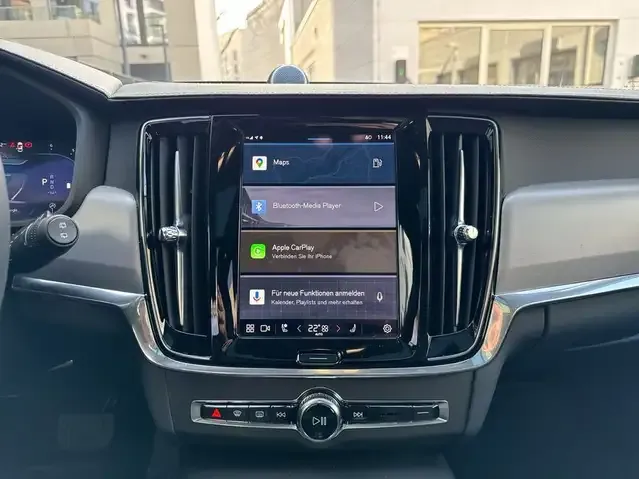 Volvo V90 Cross Country
