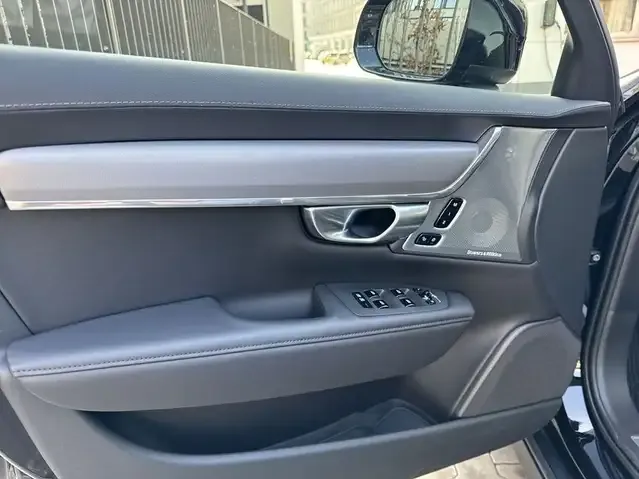 Volvo V90 Cross Country