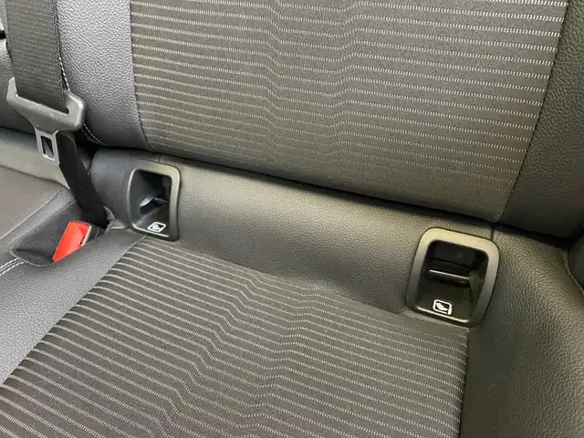 Mercedes-Benz B 220