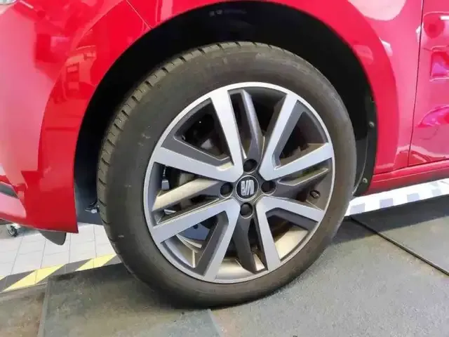 SEAT Mii