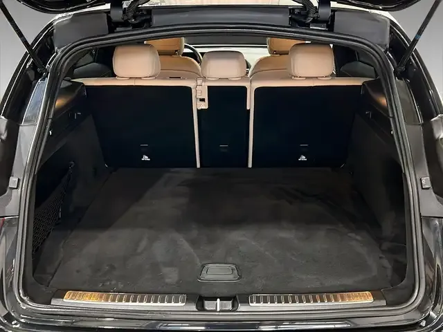 Mercedes-Benz EQC 400