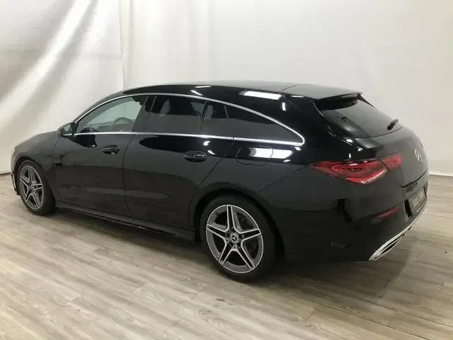 Mercedes-Benz CLA 220