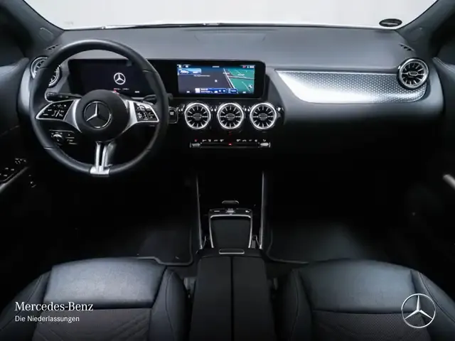 Mercedes-Benz EQA 300