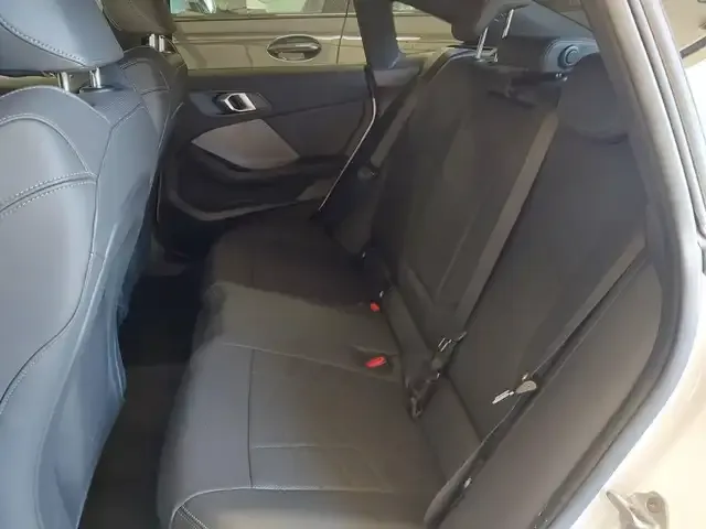 BMW 235