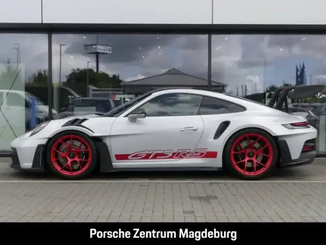 Porsche 992