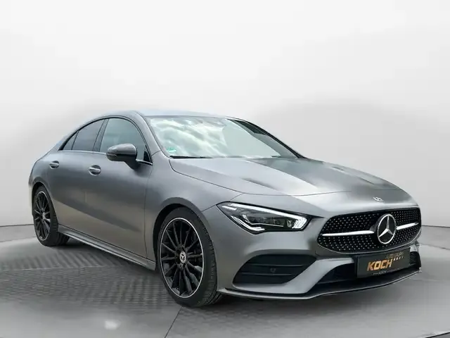 Mercedes-Benz CLA 220