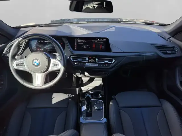 BMW 235