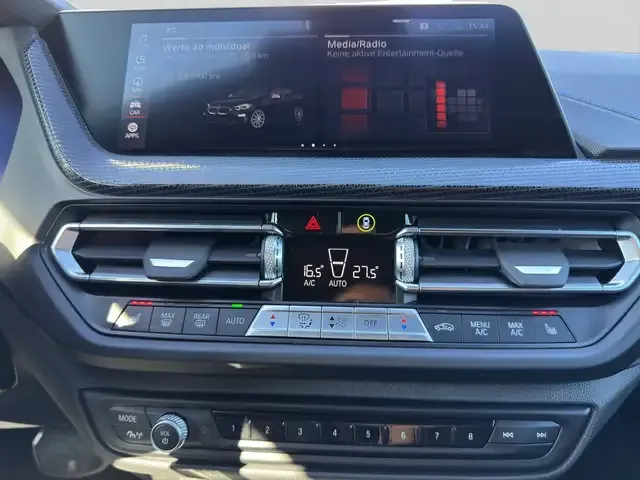 BMW 235