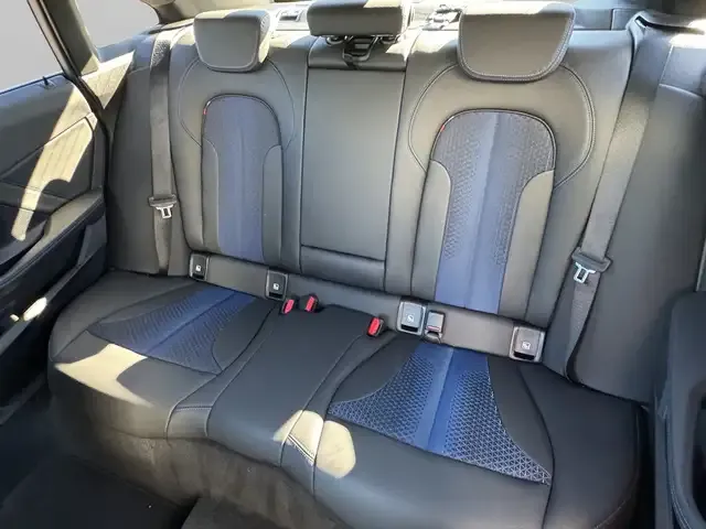 BMW 235