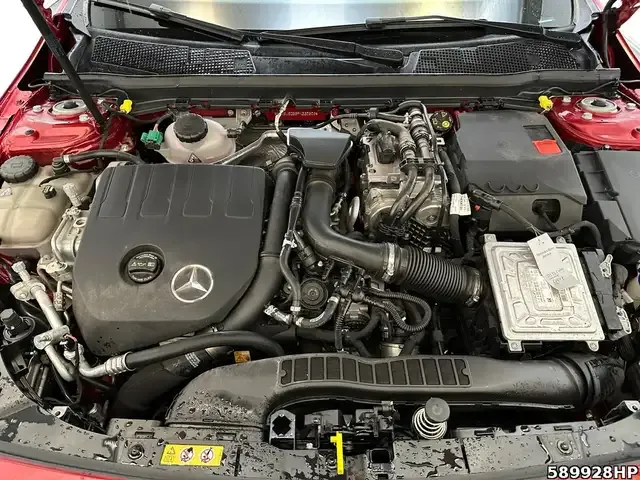 Mercedes-Benz CLA 250