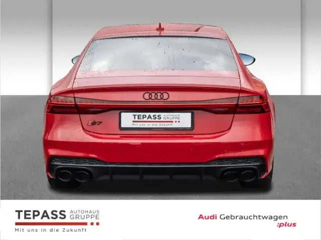 Audi S7