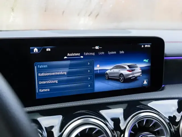 Mercedes-Benz CLA 200