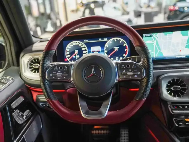 Mercedes-Benz G 500