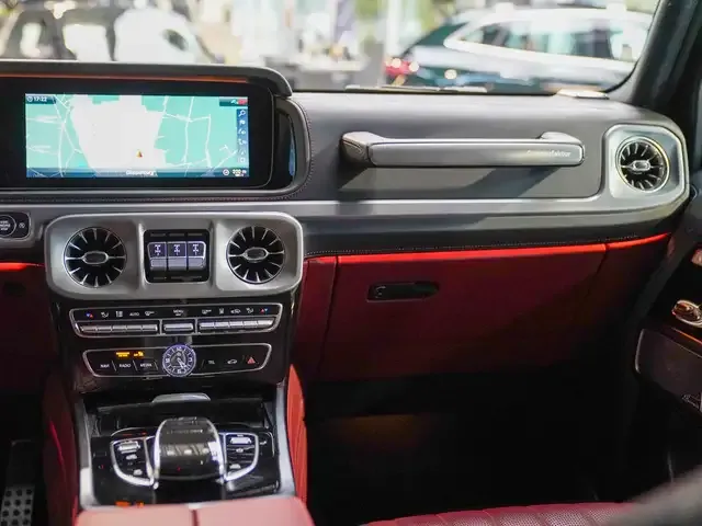 Mercedes-Benz G 500
