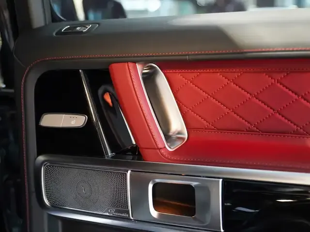 Mercedes-Benz G 500