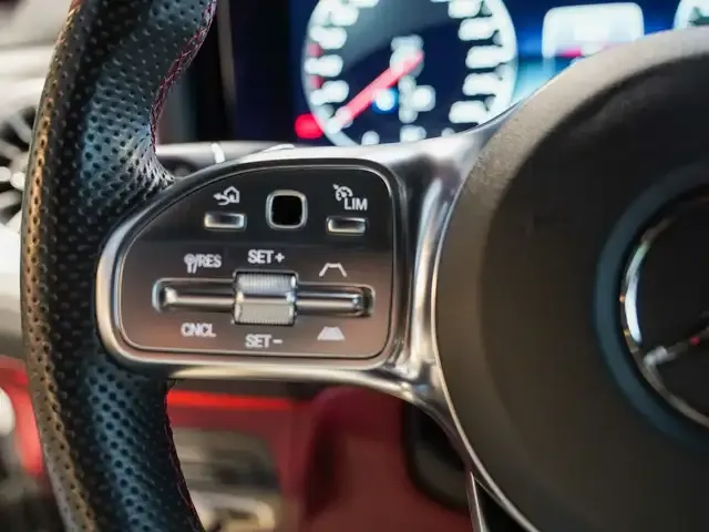 Mercedes-Benz G 500